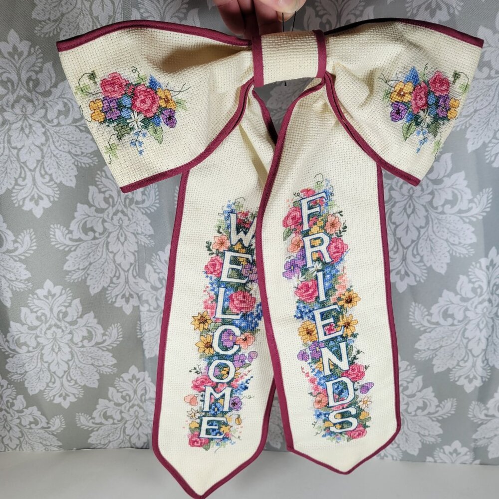 Vintage Bow Cross Stitch "Welcome Friends" Colorful Floral, 1997 Dimensions Patt